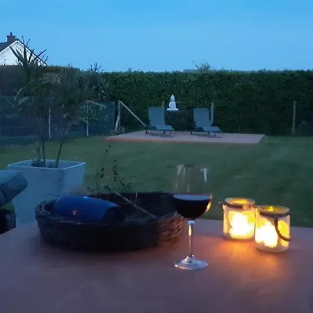 Hébergement de vacances Maison En Bois *
