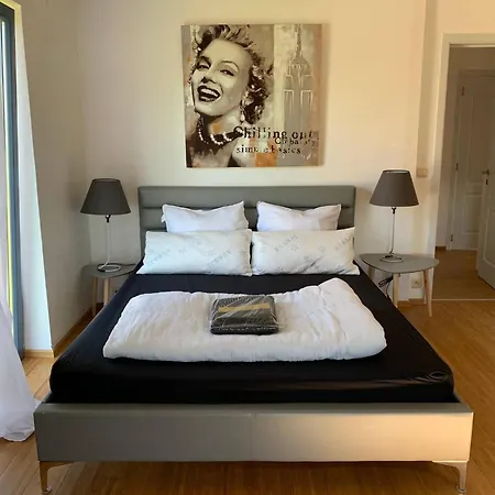 Maison En Bois Hébergement de vacances *