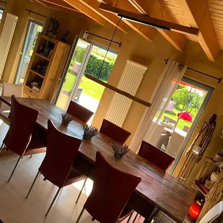 Maison En Bois 別荘