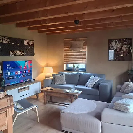 Hébergement de vacances Maison En Bois *